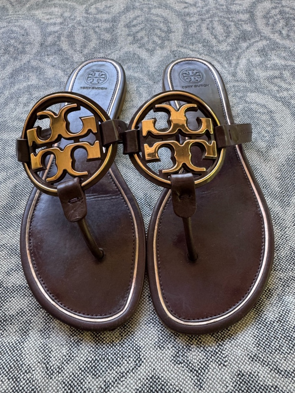 Tory Burch Brown Leather Thong Sandals with Gold Logo Medallions size 10